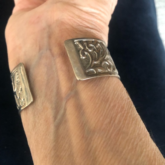 Silpada Sterling Silver Cuff Bracelet. - Picture 3 of 6